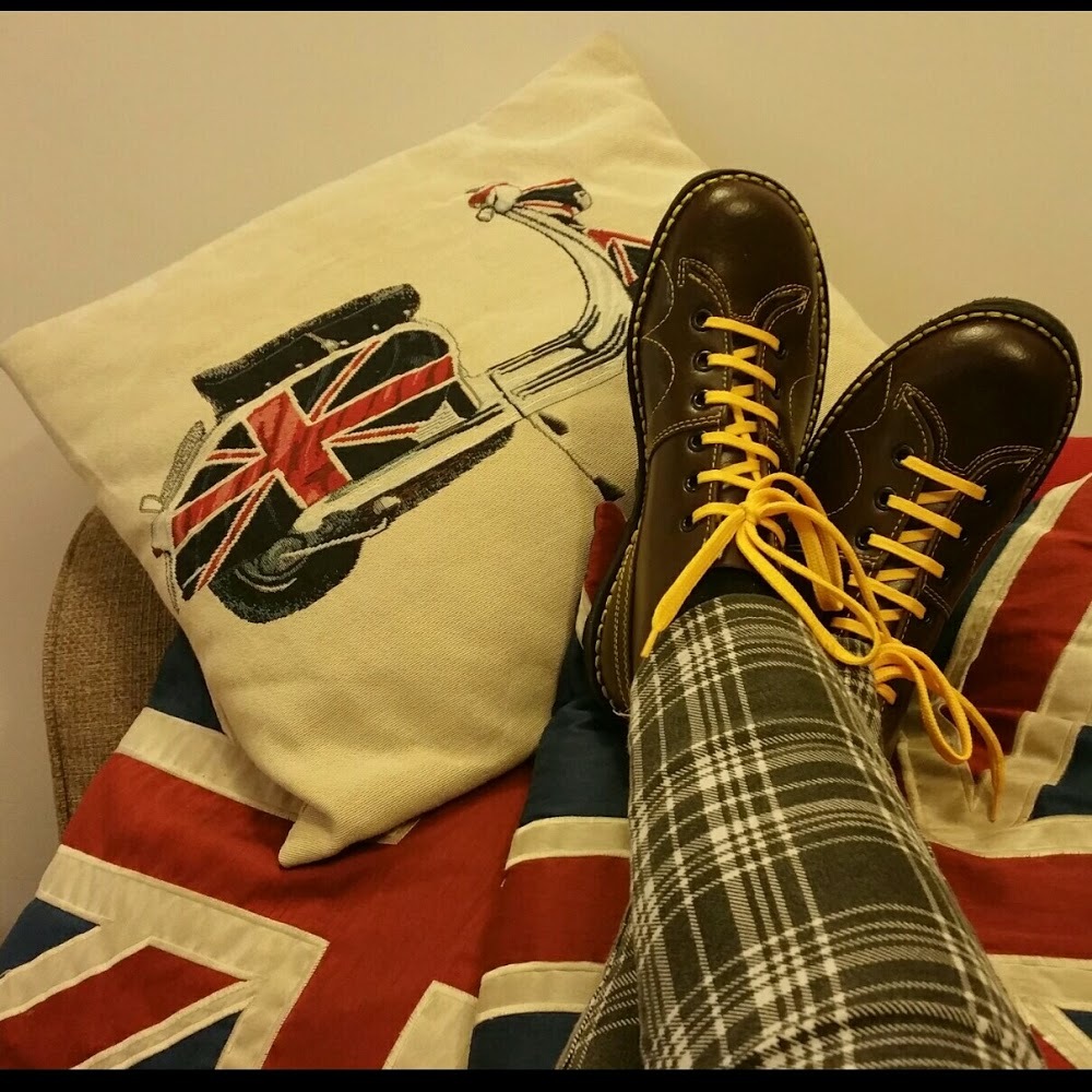 Meet your Posher, Ramona